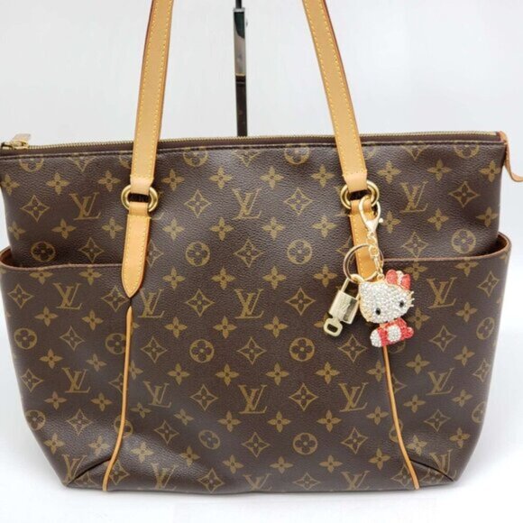 Authentic Louis Vuitton Lock & Key with unbranded Bagcharm, Keycharm, Keychain - Picture 7 of 7